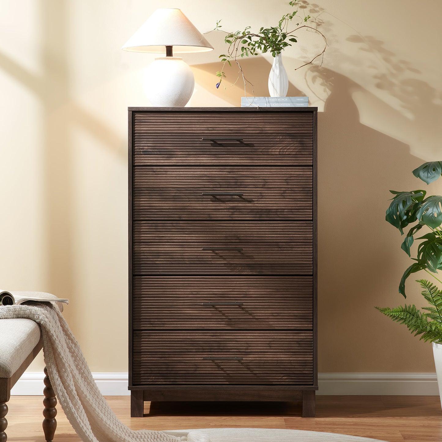 CHITOOMA Fluted Dresser for Bedroom, Modern Wooden 5 Drawer Tall Dresser, Chest of Drawers, Storage Cabine Living Room Hallway, Walnut