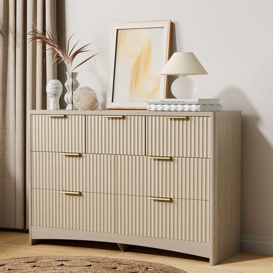 CHITOOMA Modern 7 Drawer Dresser, Wide Fluted Wood Storage Cabinet with Gold Handles, Chest of Drawers for Bedroom or Living Room, Natural