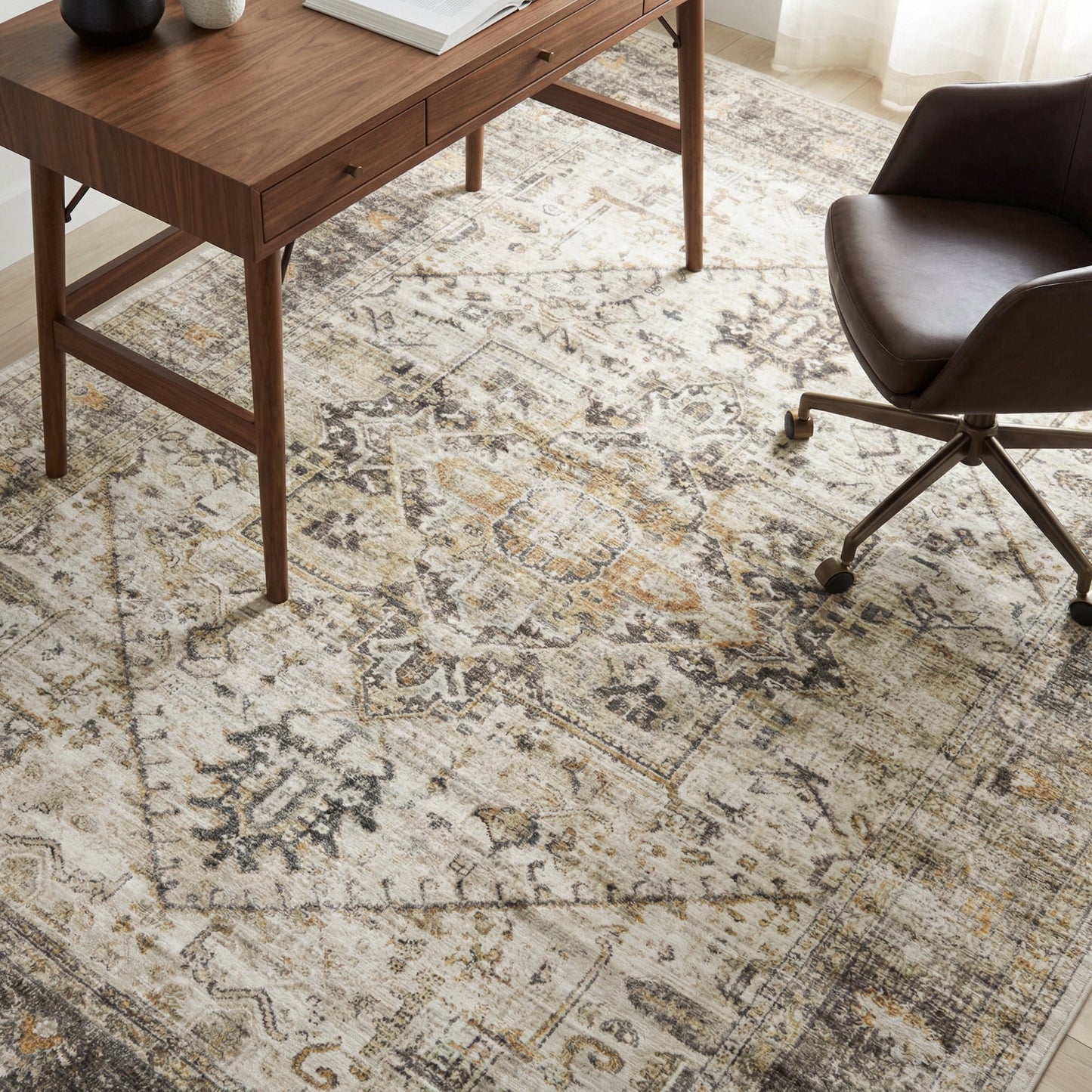 CHITOOMA 5'x7' Boho Area Rugs for Living Room, Machine Washable Stain Resistant Non-Shed Carpet, Area Rug with Non-Slip Backing for Bedroom, Dining Room, Dorm, Office