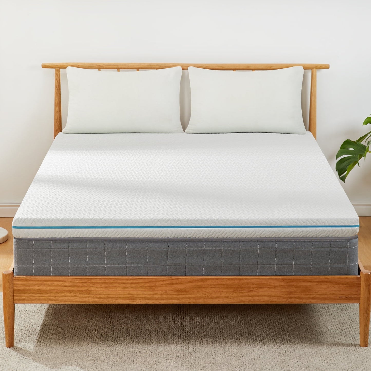 4 inch Non-Slip Design Gel Memory Foam Mattress Topper with Removable & Washable Cover for Cooling Sleep,Pressure Relief ,CertiPUR-US Certified - King