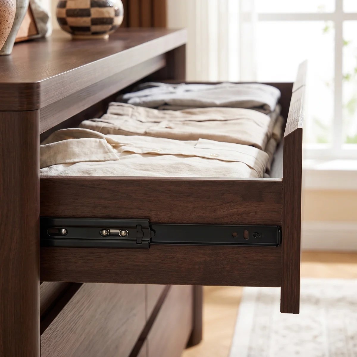 CHITOOMA 6 Drawer Dresser for Bedroom, 31" Modern Chest, Walnut